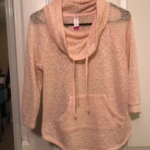 scoop neck pullover